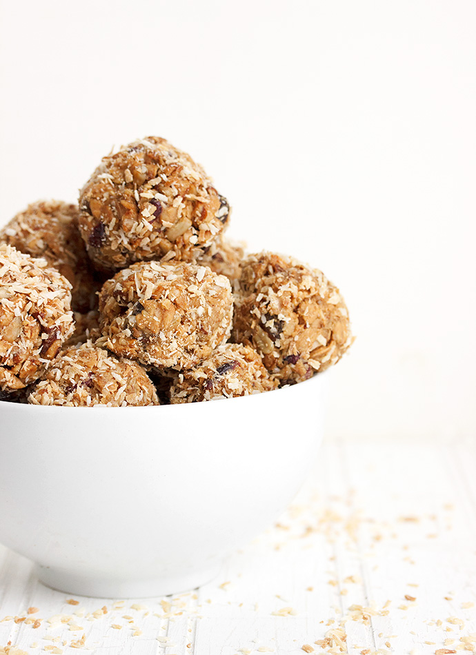 Honey Peanut Butter Granola Snack Bites Seasons and Suppers