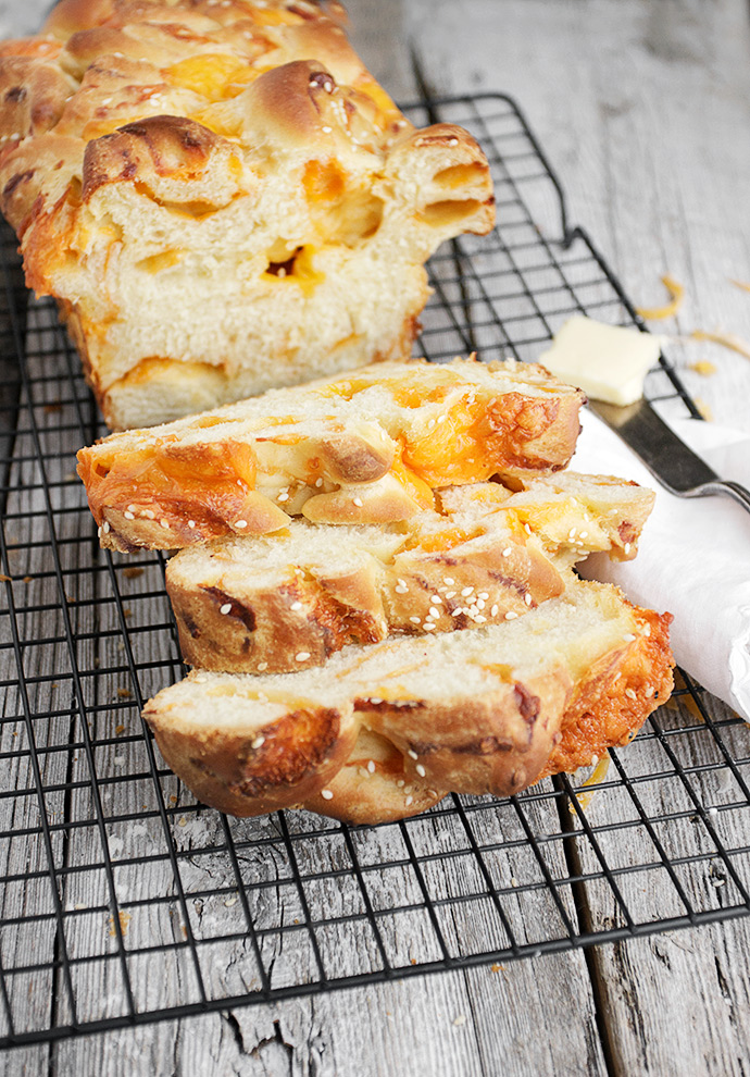 Chunky Cheese Bread