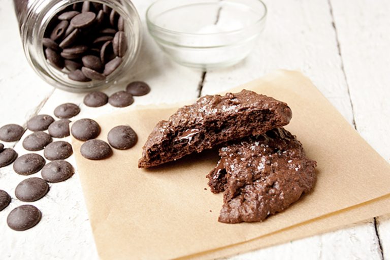 Salted Chocolate Brownie Cookies
