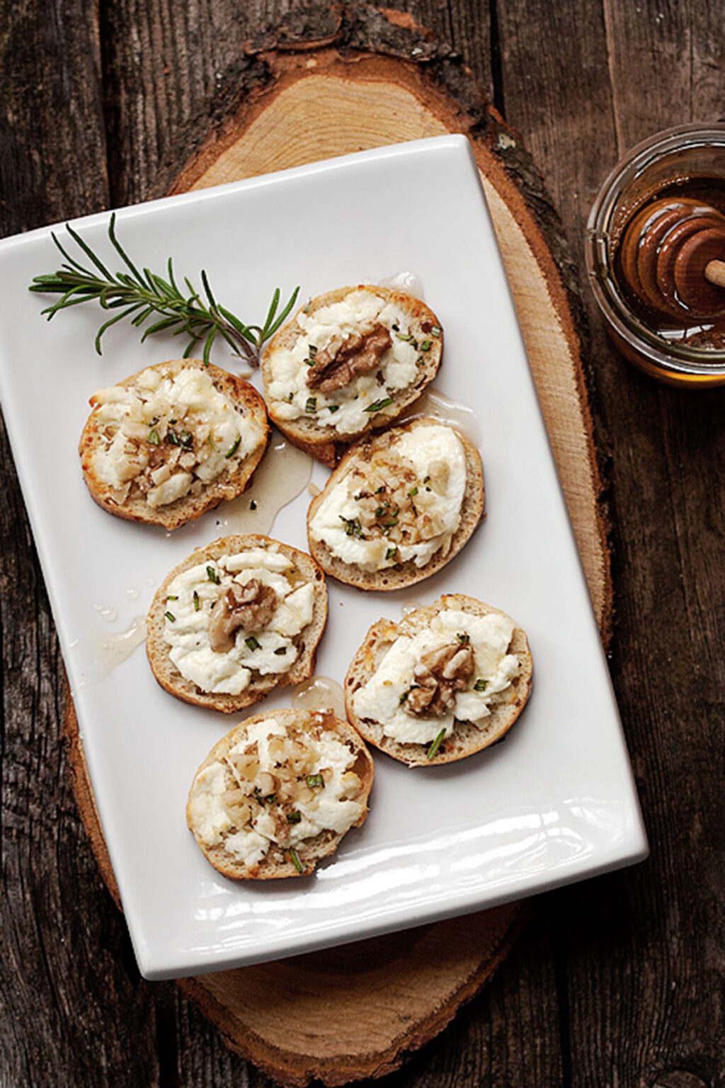 Goat Cheese Crostini Seasons and Suppers