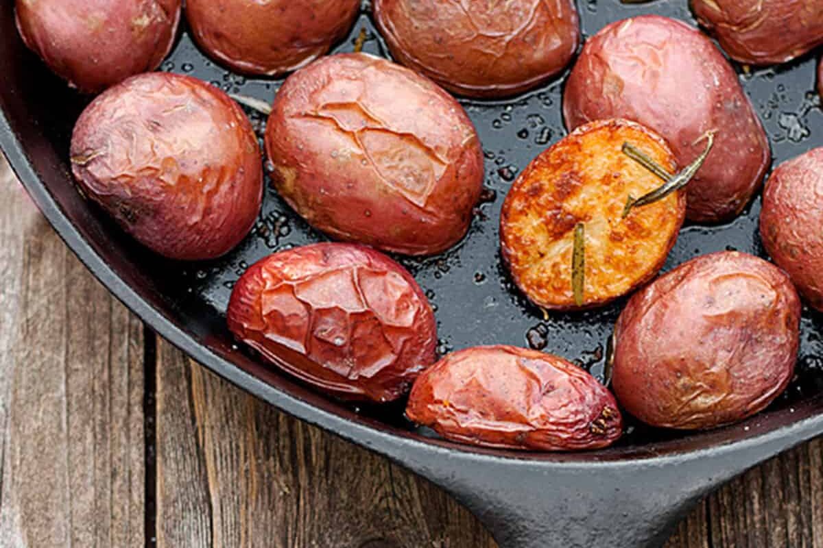 Crispy Skillet Roasted Mini Potatoes with Rosemary
