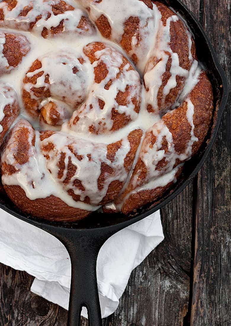 cinnamon crunch bread in cast iron skillet