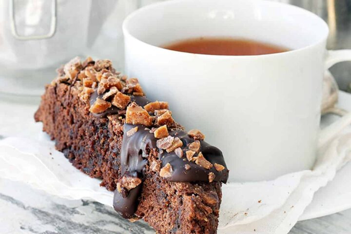 double chocolate biscotti with tea