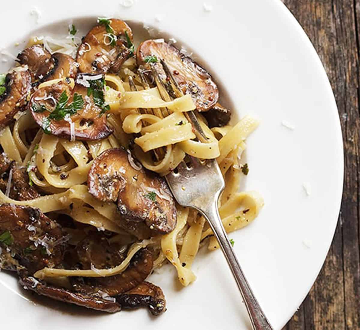Pasta with Mushrooms in a Creamy Mustard Sauce
