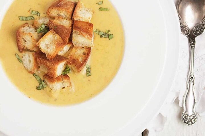 cream of vegetable soup with croutons