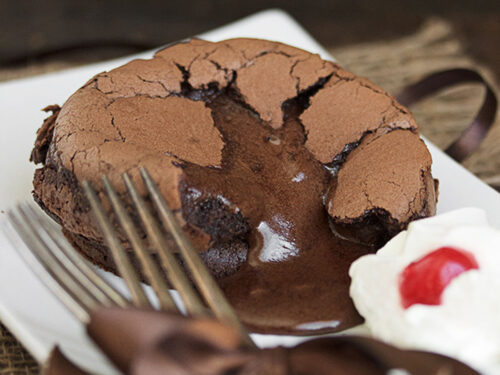 Melted Hot Chocolate Cakes - Seasons and Suppers