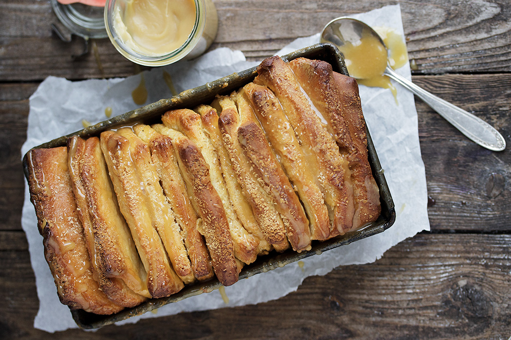 Maple Butter Pull-Apart Bread