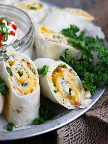 antojitos on platter with dip