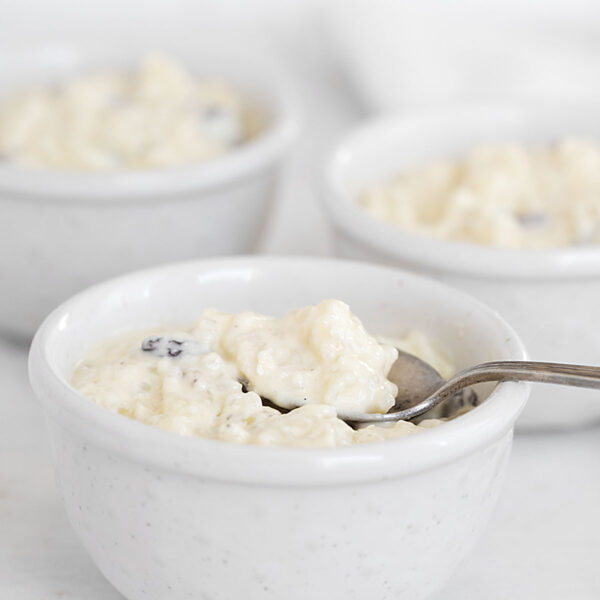 Creamy rice pudding in serving bowls.