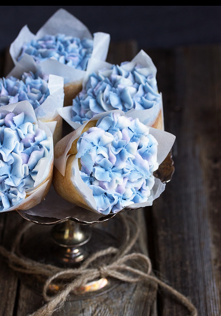 Hydrangea Cupcakes