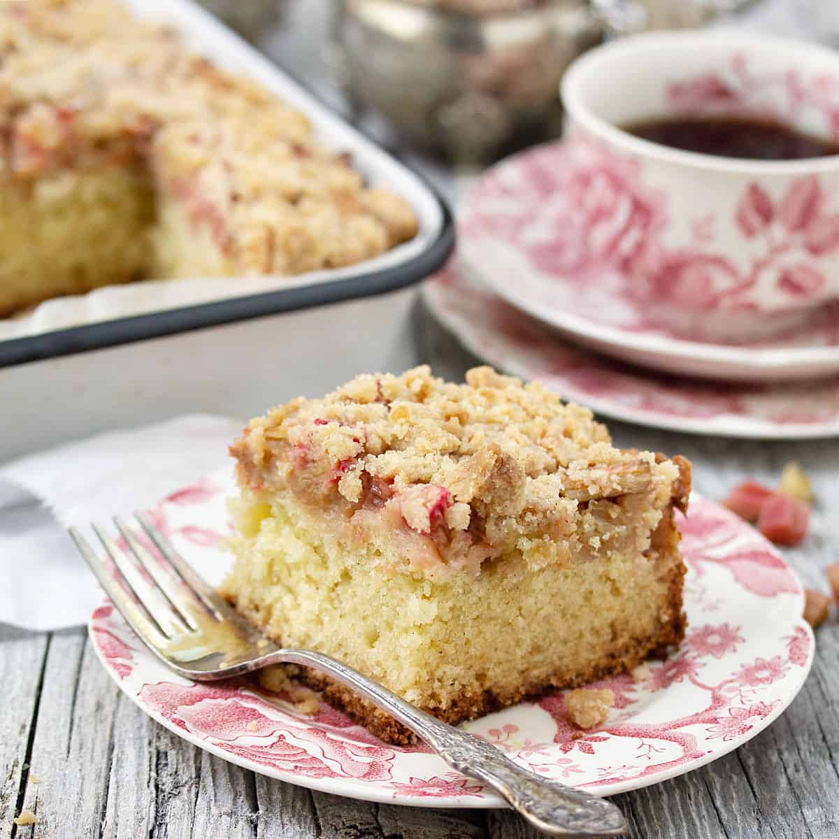 Rhubarb Coffee Cake