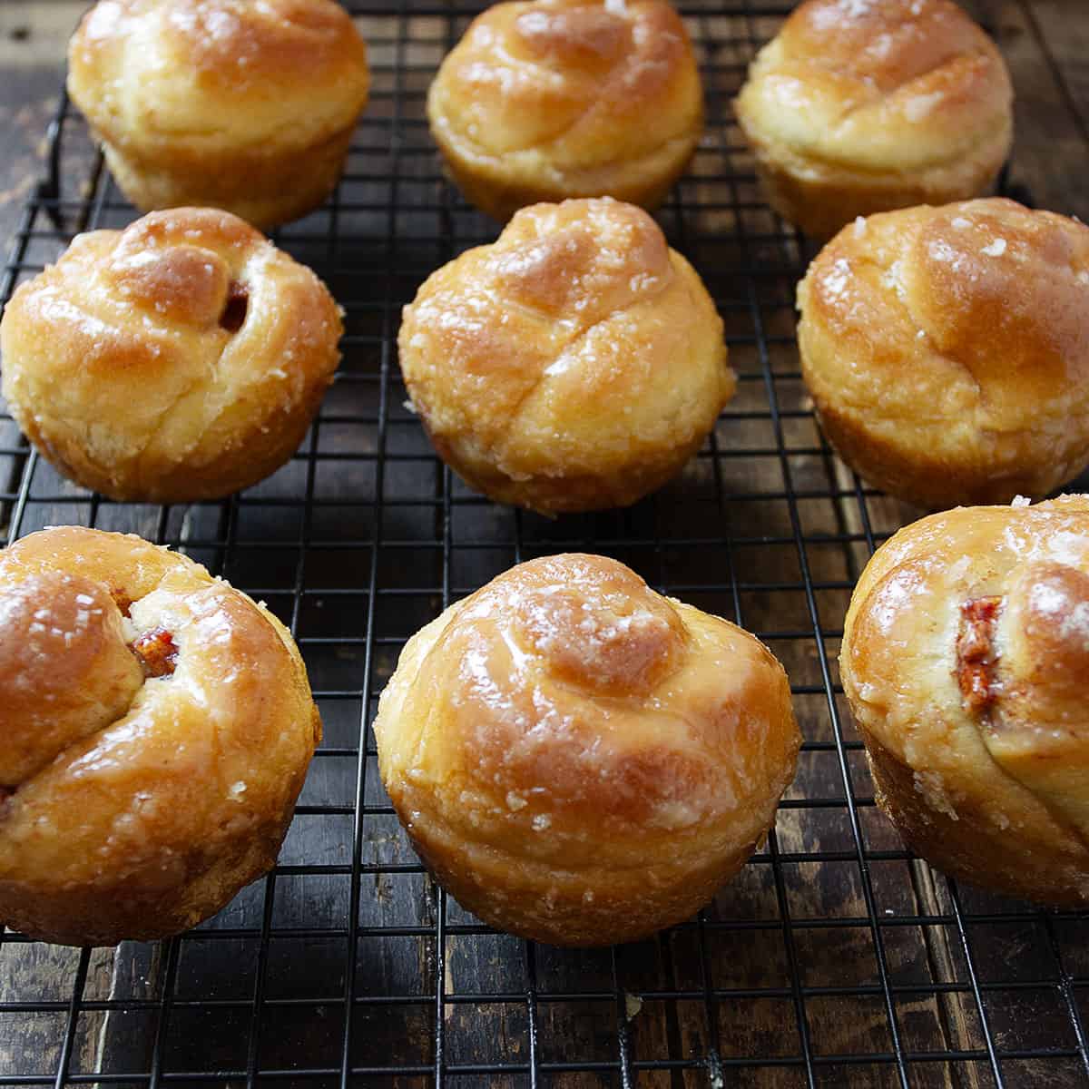 Sticky Apple Buns