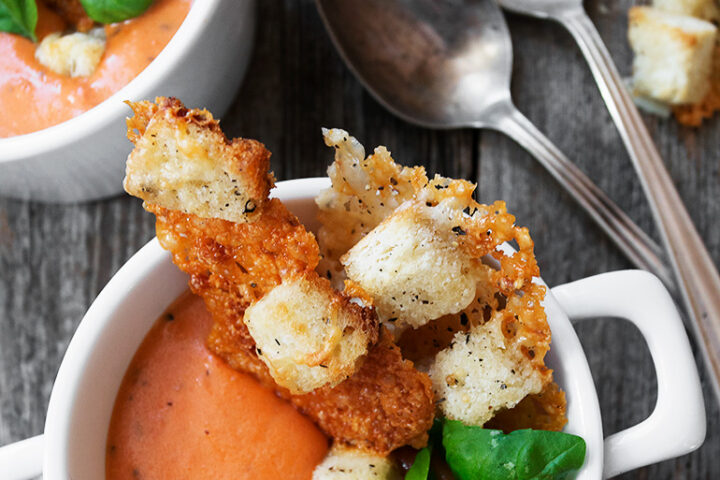 Aged Cheddar Soup Croutons