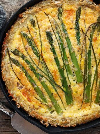 asparagus quiche in cast iron skillet