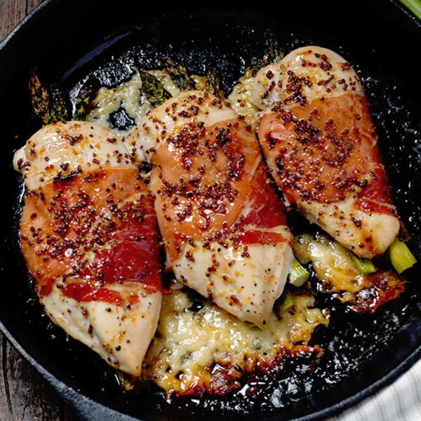 asparagus stuffed chicken with prosciutto and cheese