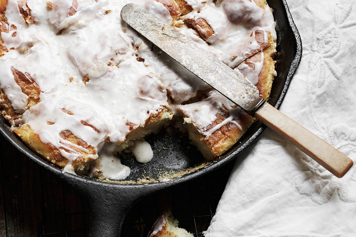 Easy Cinnamon Roll Coffee Cake