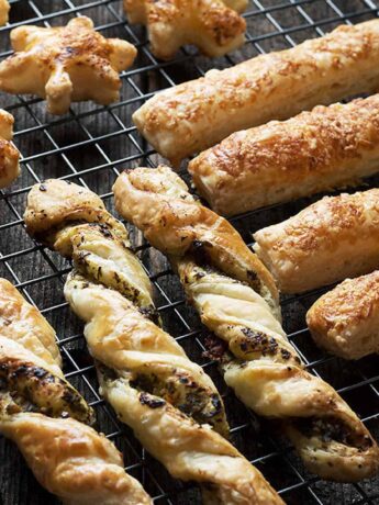 puff pastry appetizers on cooling rack