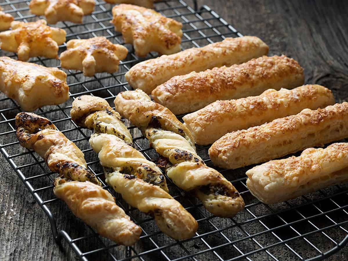 puff pastry appetizers on cooling rack