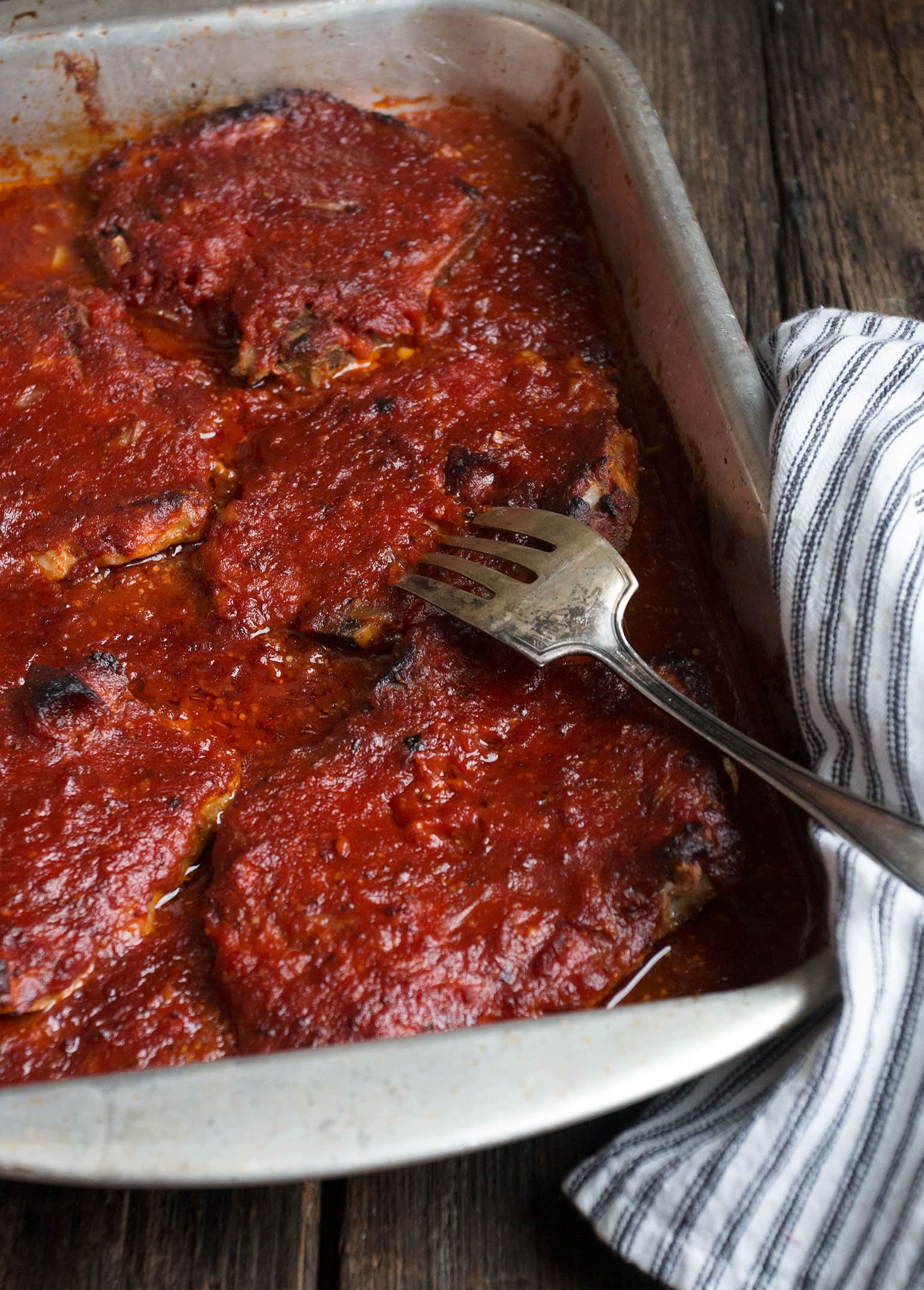 St. Louis Style BBQ Pork Chops - easy oven pork chops, with a delicious bbq sauce