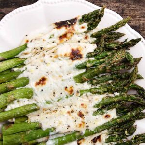 asparagus with parmesan and pepper sauce