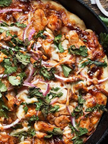 bbq chicken skillet pizza in cast iron skillet
