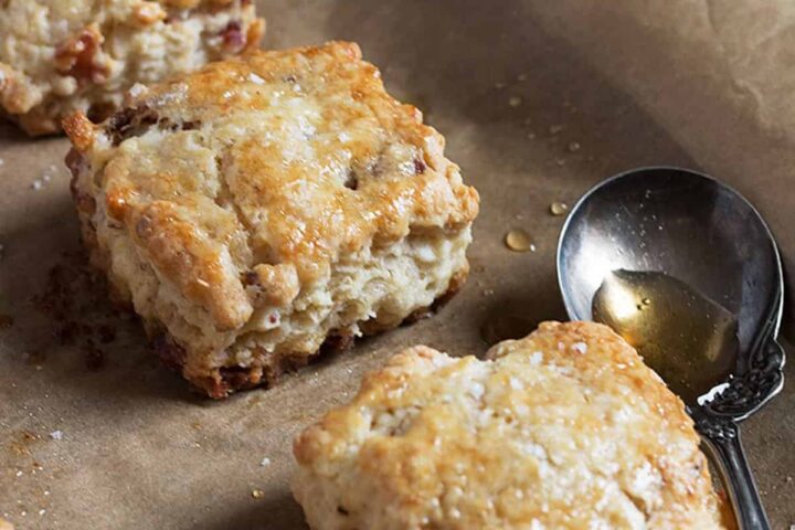 maple bacon buttermilk biscuits