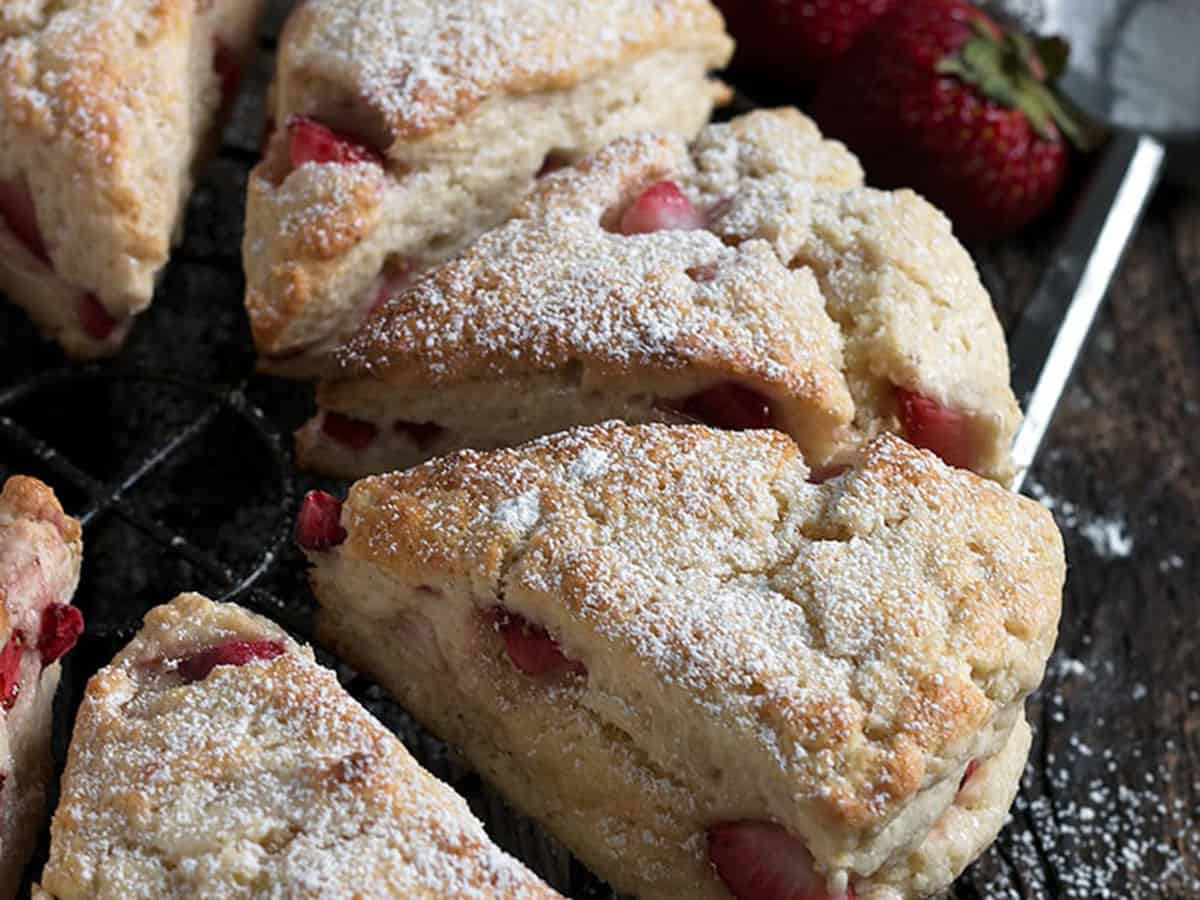 strawberry scones on cooling rack