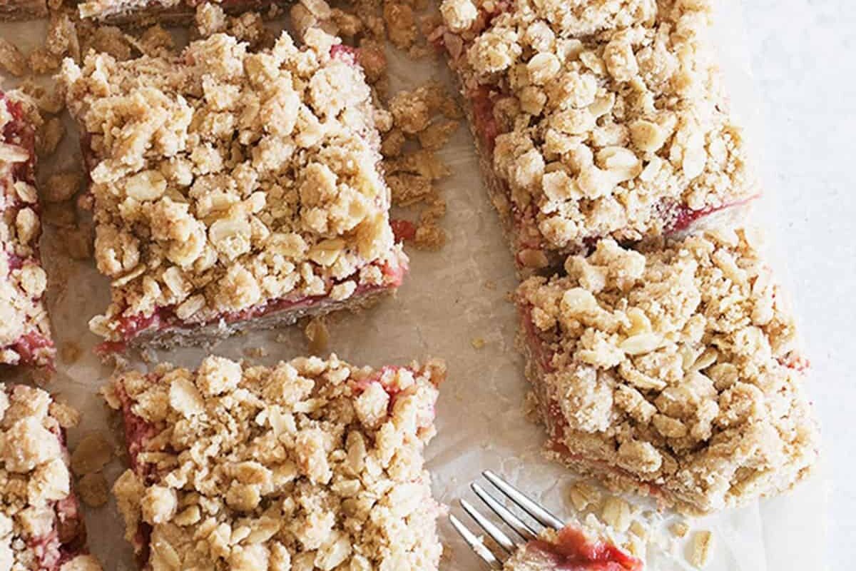 Strawberry Rhubarb Crumble Squares Seasons and Suppers