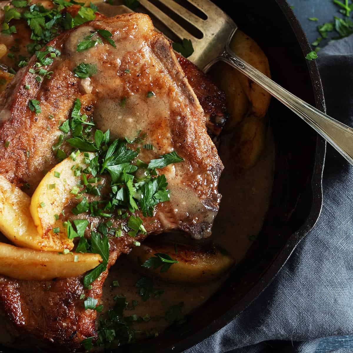 Pork Chops with Apple Pan Sauce