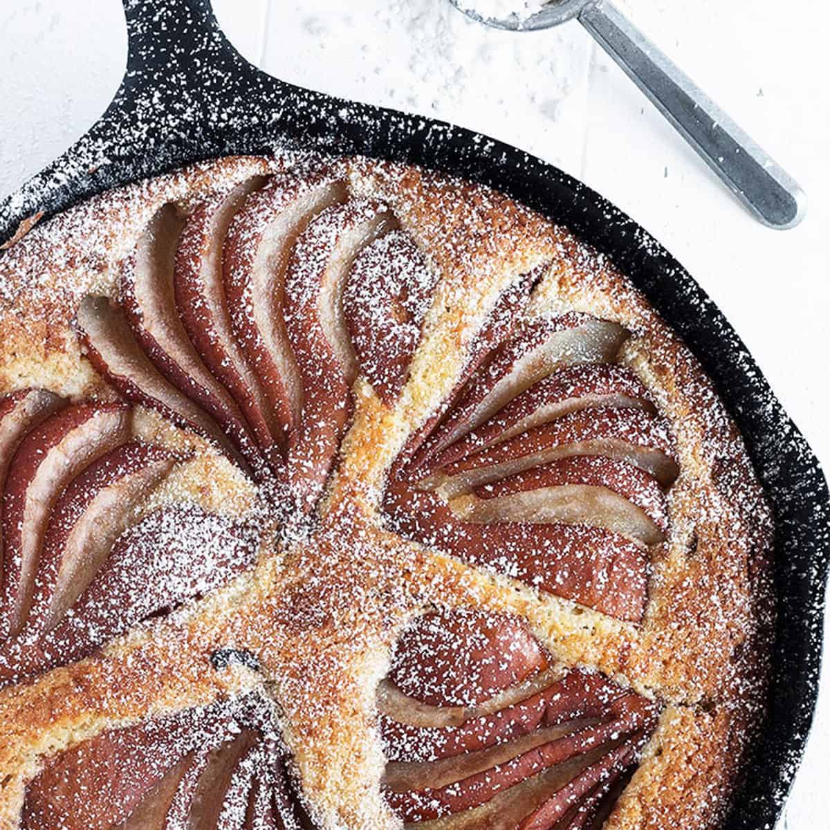 Pear and Cinnamon Cake
