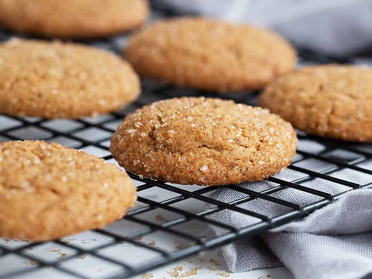 gingersnap cookies on cooling rack