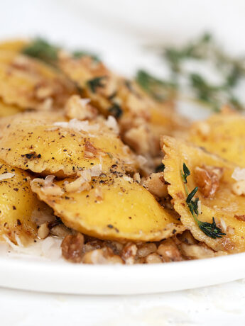 walnut and butter ravioli sauce