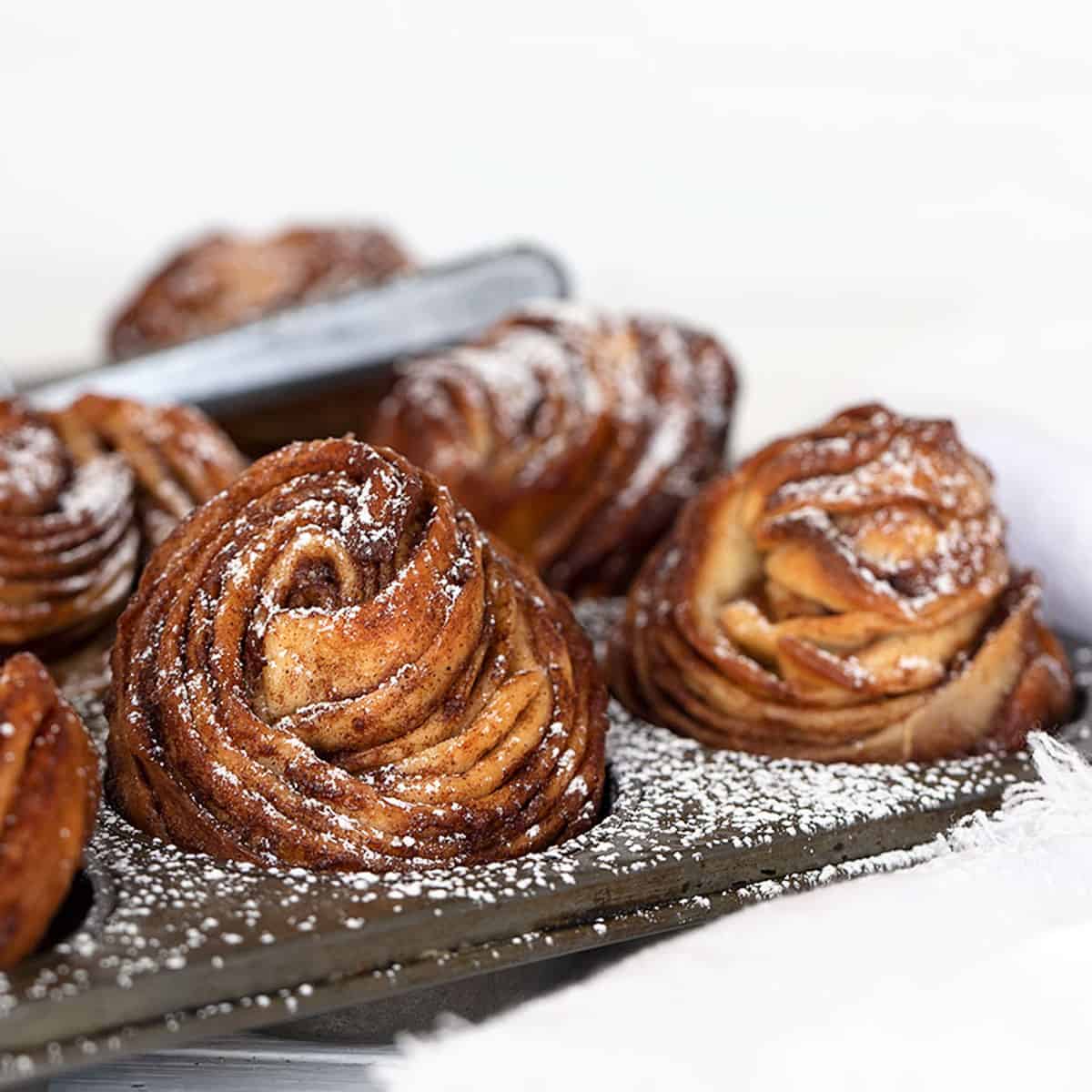 Cinnamon Sugar Cruffins