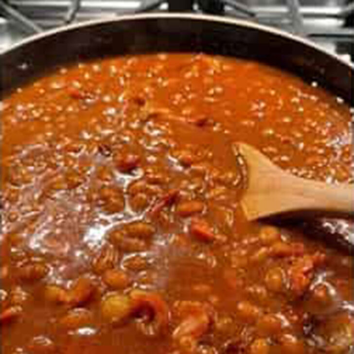 Peppy beans after removing the onion and stirring before returning to the oven.
