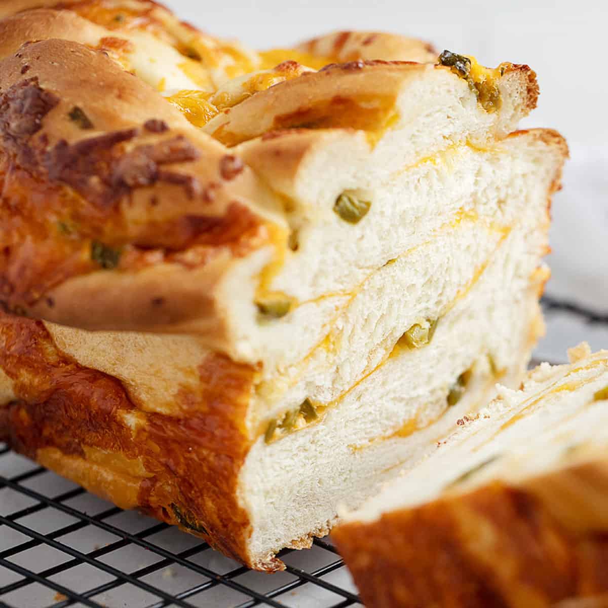 Twisted Jalapeño Cheese Bread