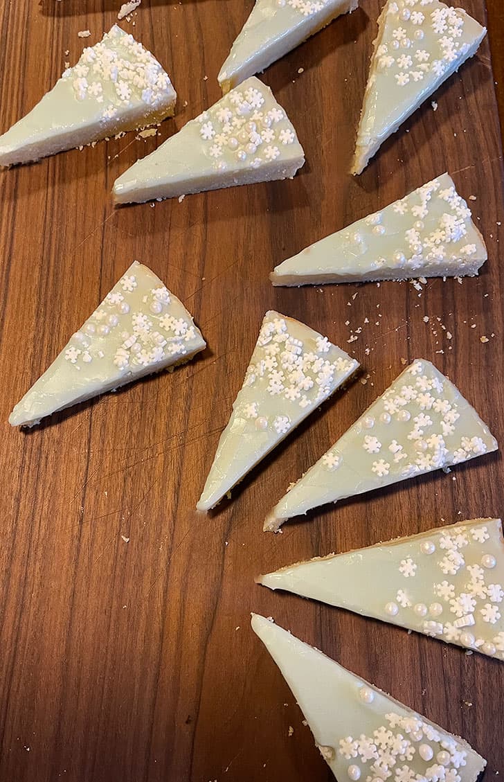 glazed sugar cookie wedges after cutting