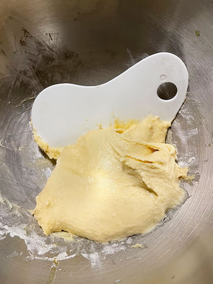 finished dough in mixing bowl