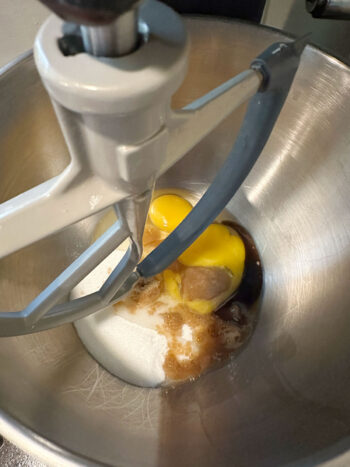 eggs, sugar and vanilla in bowl of mixer