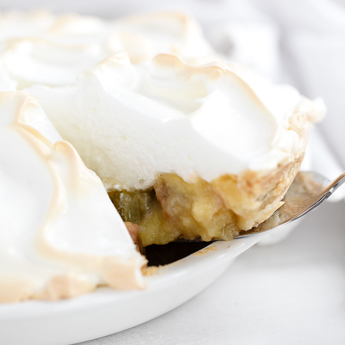 Rhubarb Meringue Pie
