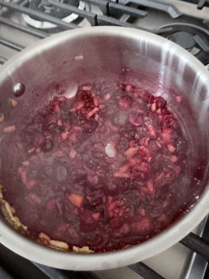 Cranberry apple glaze after cooking.