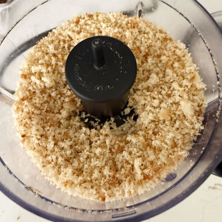 Bread crumbs in the food processor after processing,